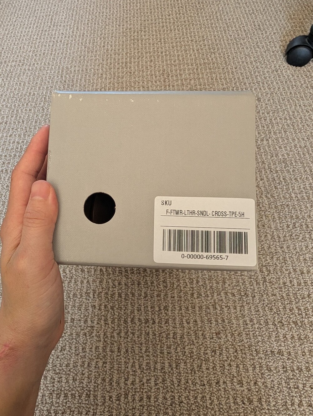 Everlane Crossover Leather Sandal, Taupe, 5.5 - Picture 4 of 4
